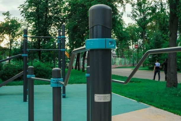 На что обратить внимание при строительстве спортивной площадки для людей с инвалидностью?